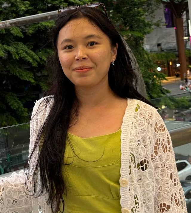 Нилуфар Алканбаева